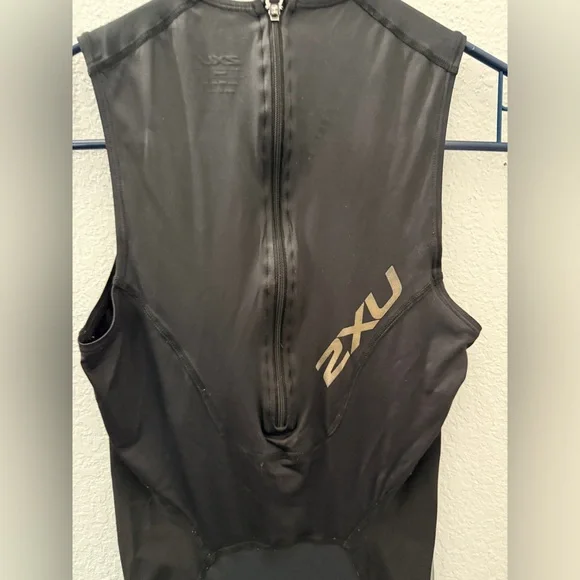 2XU Women/Junior TriSuit Active Front Zip Triathlon Black Sleeveless Skinsuit S - Picture 6 of 10